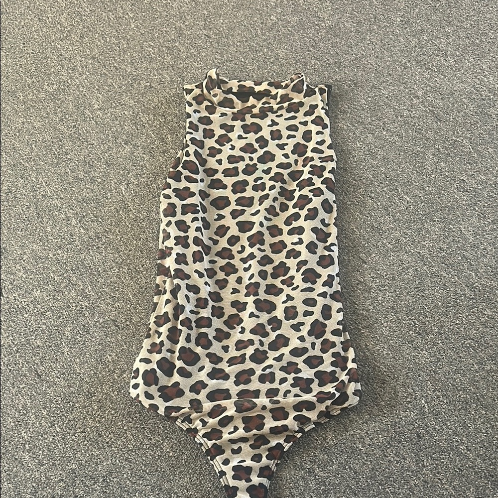 Leopard Print Sleeveless Bodysuit